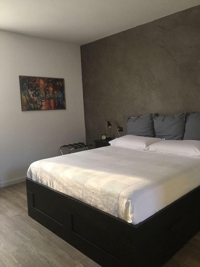 Como Holiday S.Agostino Villa Eksteriør bilde